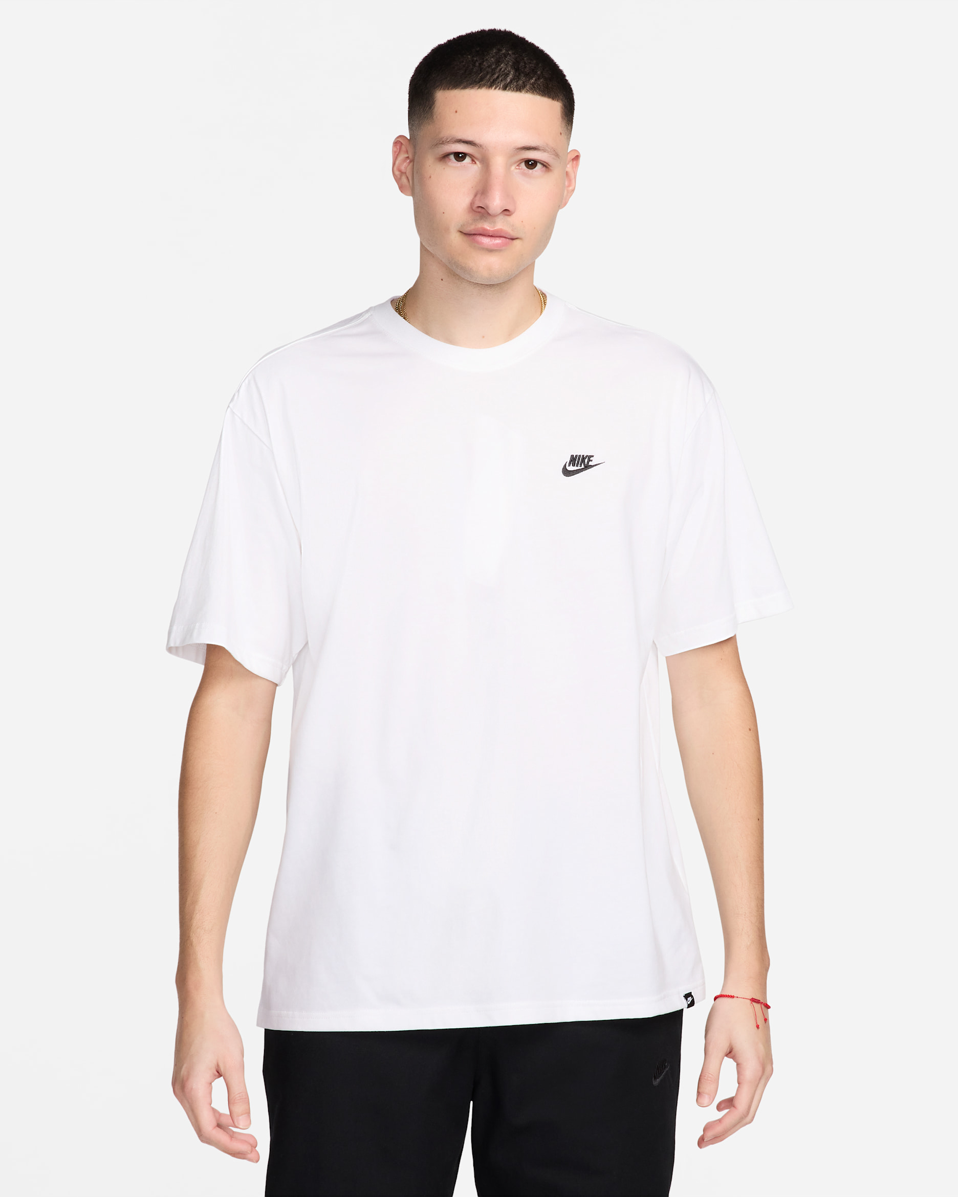 Nike Sportswear Club Men's T-Shirt. Nike.com